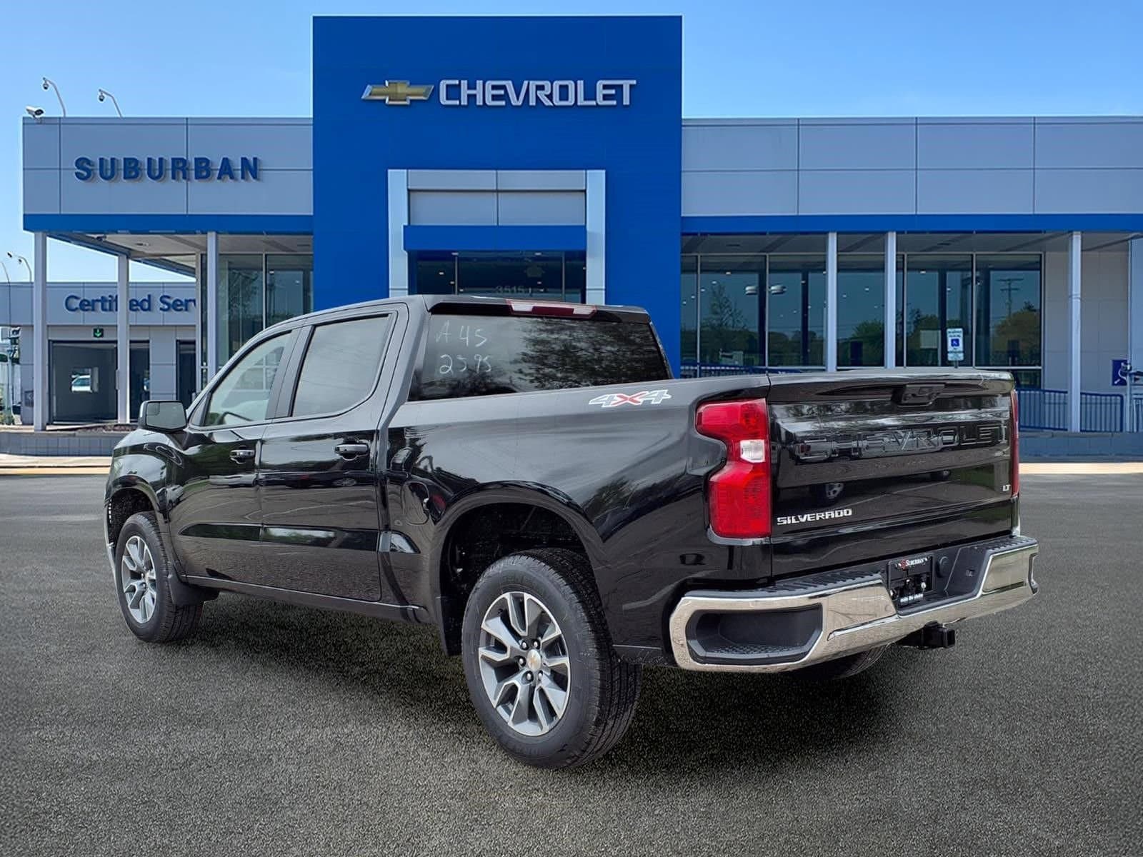 Thumbnail: 2026 Chevrolet Silverado 1500 - 6