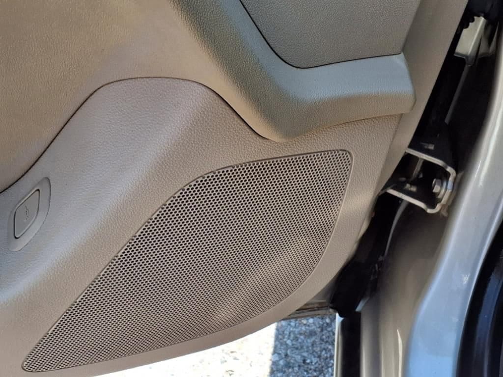 Thumbnail: 2014 Buick LaCrosse - 15