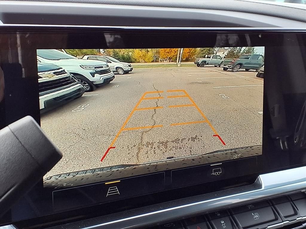 Thumbnail: 2026 Chevrolet Silverado 1500 - 19