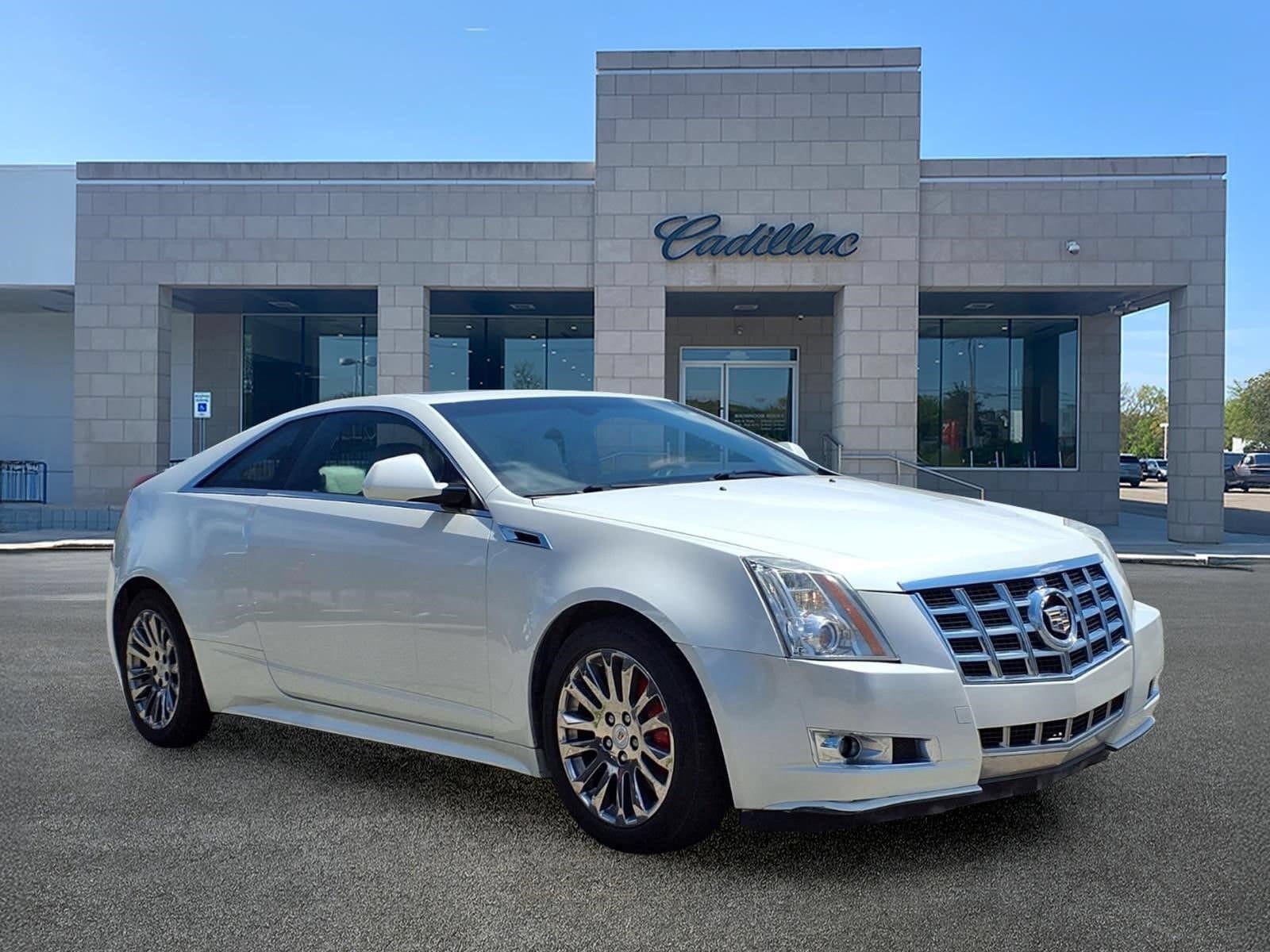 Thumbnail: 2014 Cadillac CTS - 3