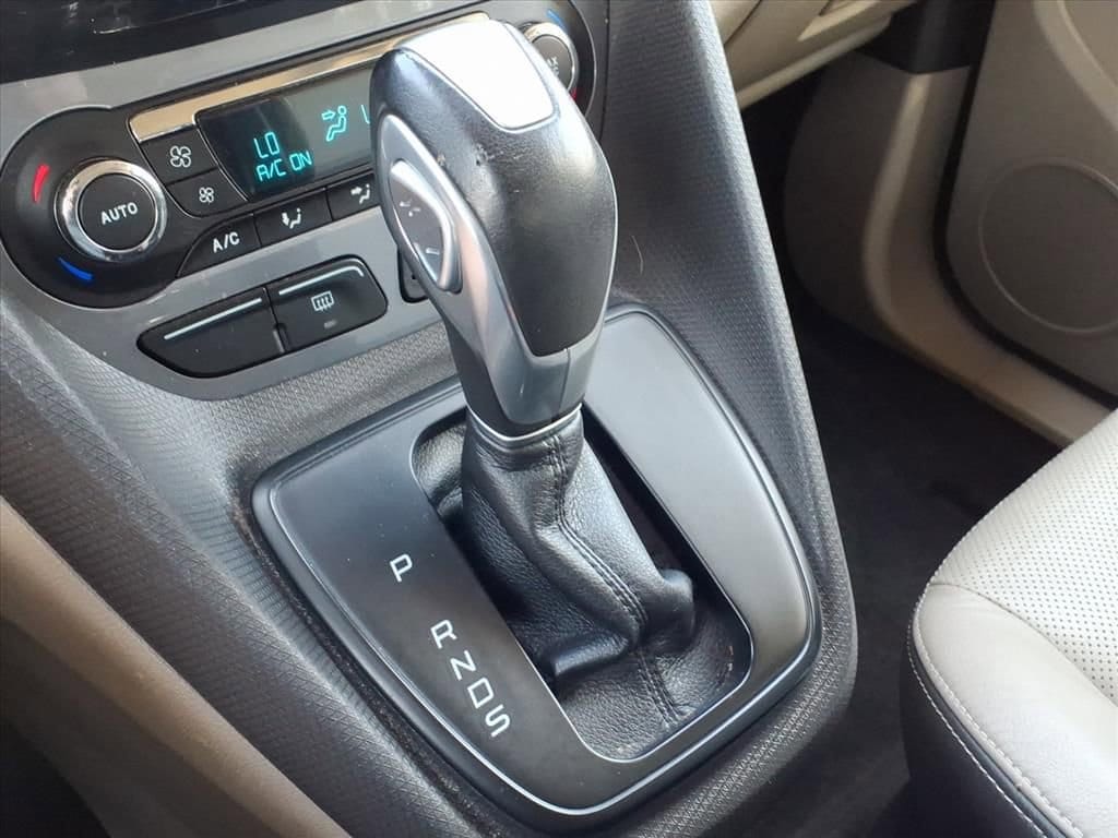Thumbnail: 2014 Ford Transit Series - 23
