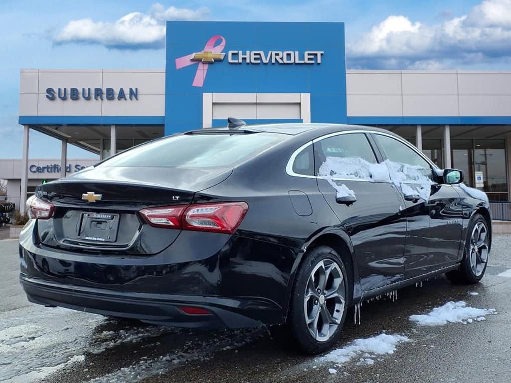 Thumbnail: 2021 Chevrolet Malibu - 4