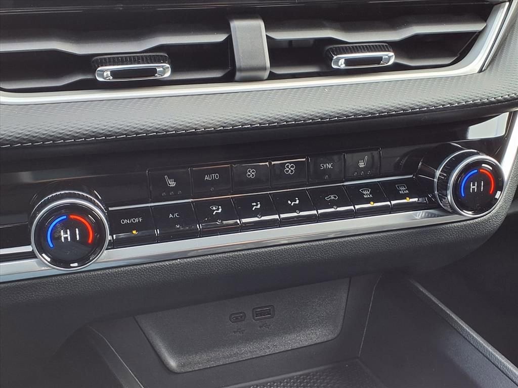 Thumbnail: 2026 Chevrolet Equinox - 22