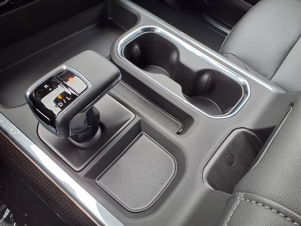 Thumbnail: 2026 Chevrolet Silverado 1500 - 17