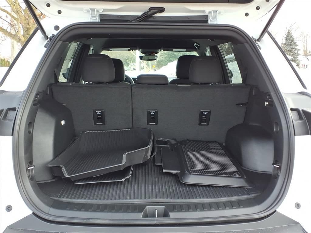 Thumbnail: 2026 Chevrolet Equinox - 8