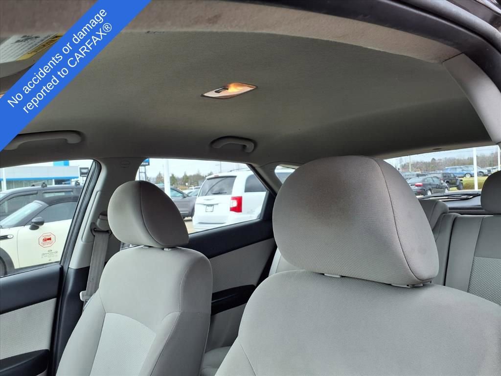 Thumbnail: 2011 Kia Forte - 20