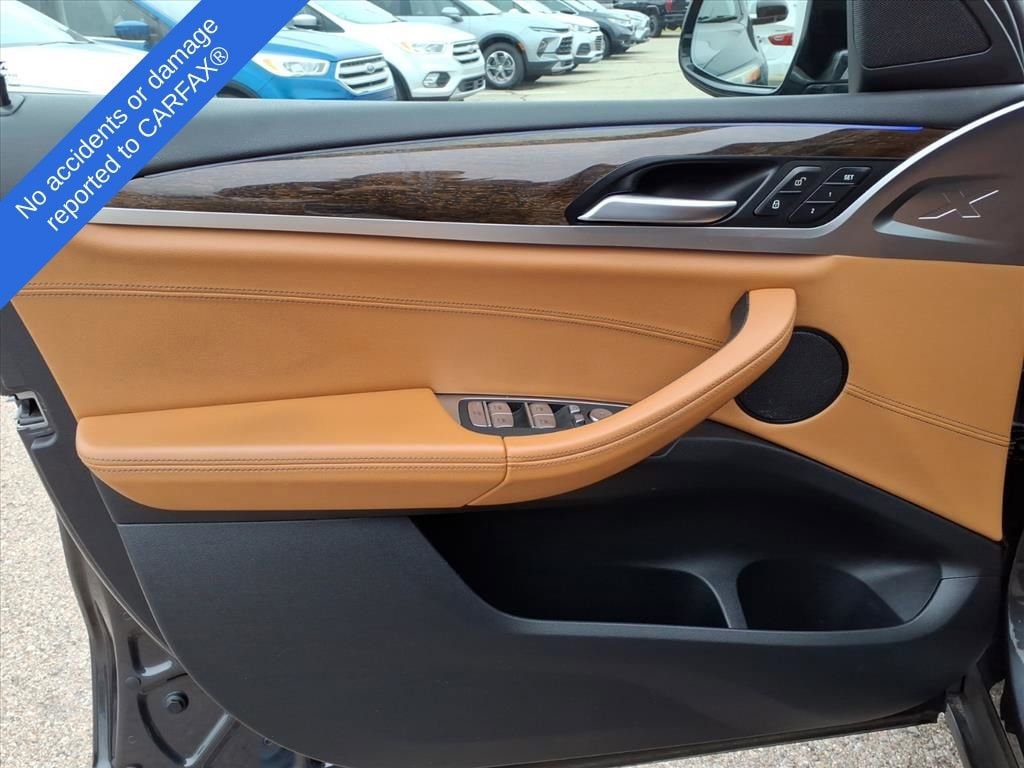 Thumbnail: 2021 BMW X4 - 15