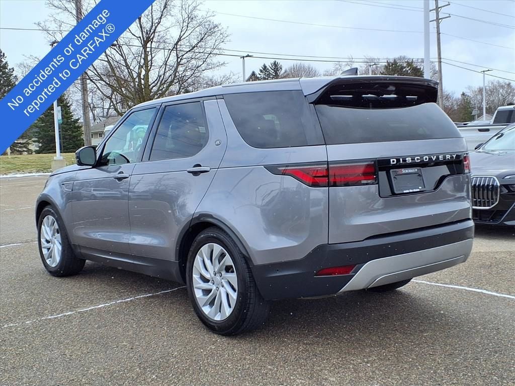 Thumbnail: 2024 Land Rover Discovery - 8