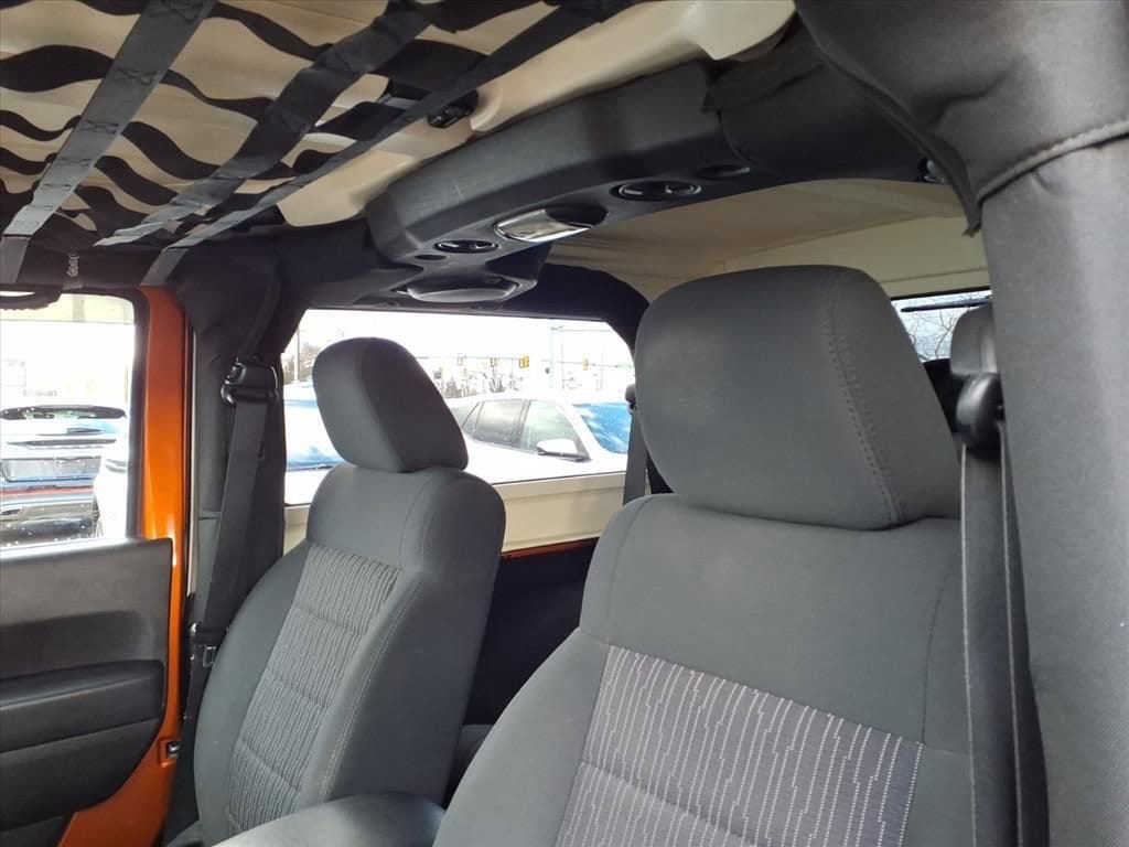 Thumbnail: 2011 Jeep Wrangler - 15