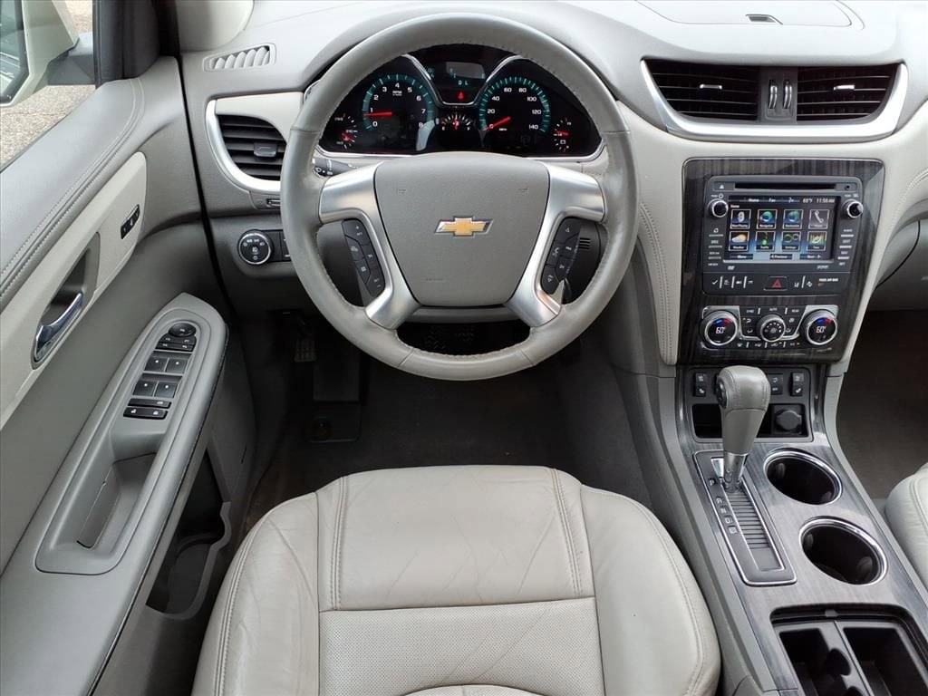 Thumbnail: 2014 Chevrolet Traverse - 12