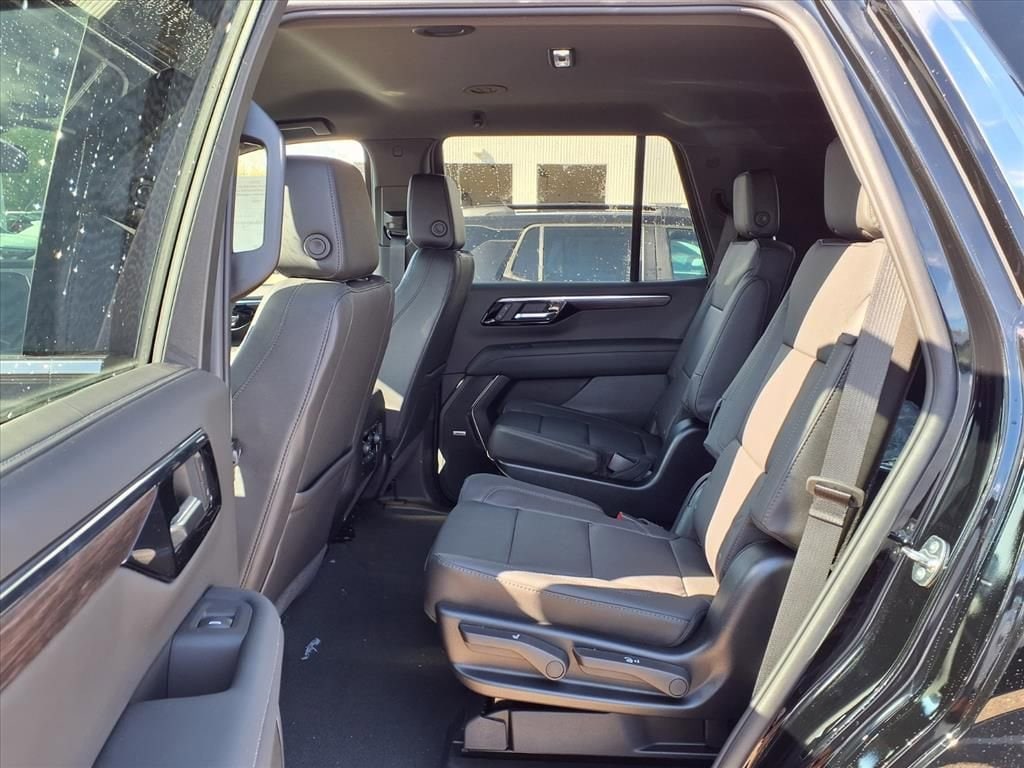 Thumbnail: 2026 Chevrolet Tahoe - 8