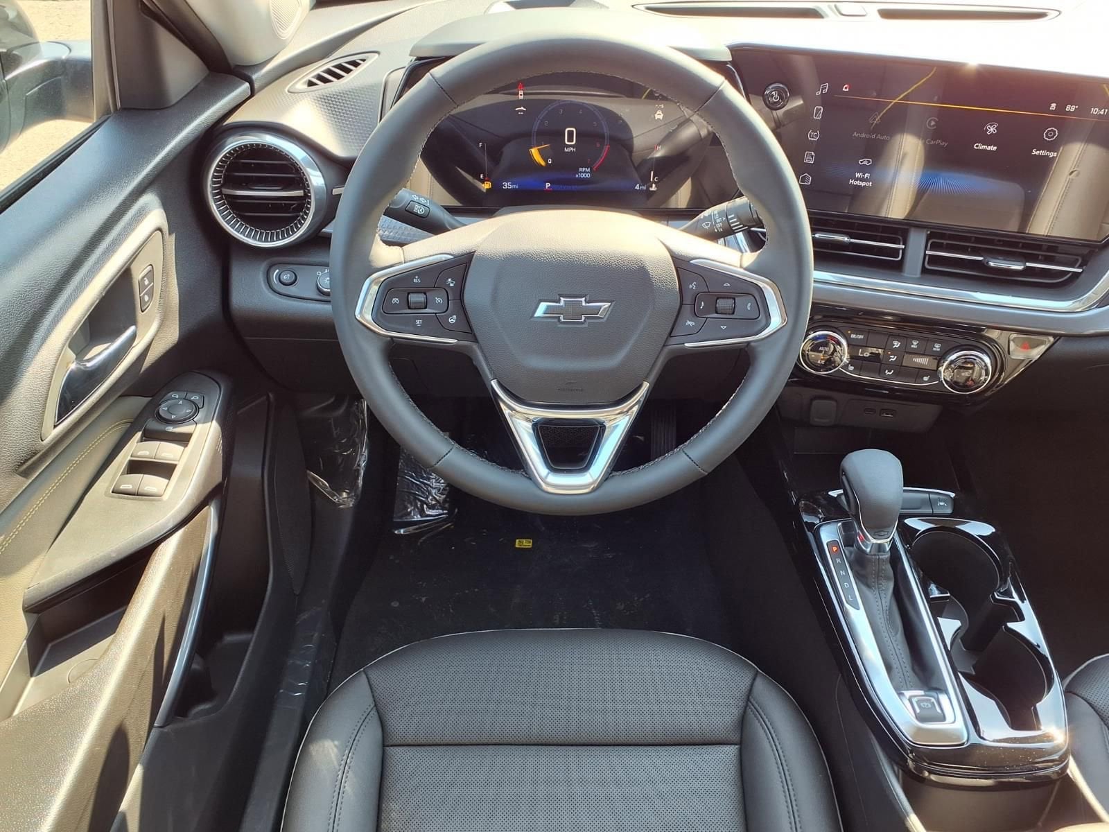 Thumbnail: 2026 Chevrolet Trax - 12