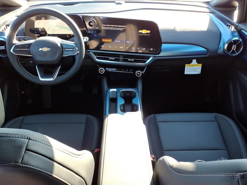 Thumbnail: 2026 Chevrolet Equinox - 10