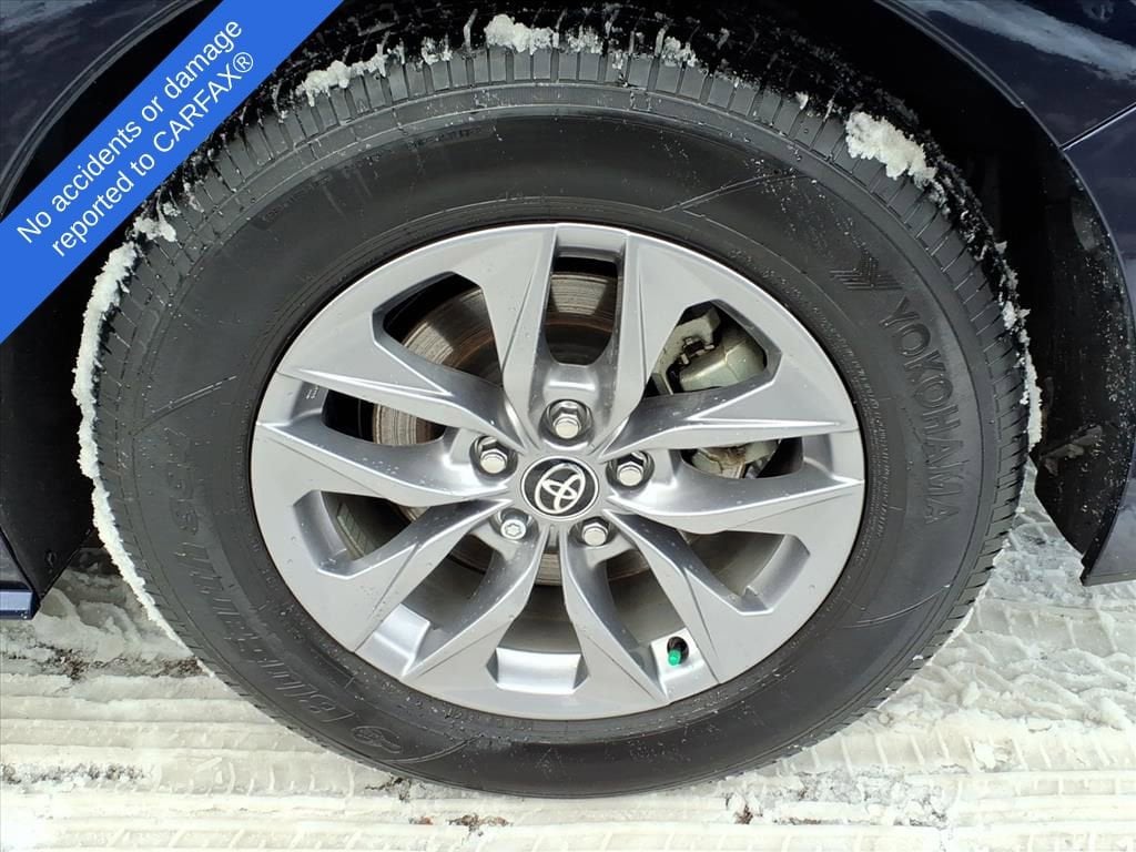 Thumbnail: 2025 Toyota Sienna - 9