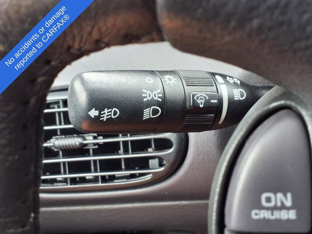 Thumbnail: 2000 Chrysler Sebring - 19