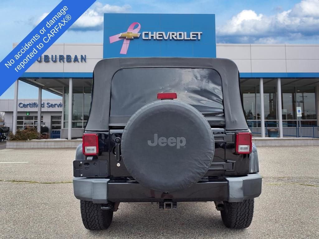 Thumbnail: 2017 Jeep Wrangler - 7