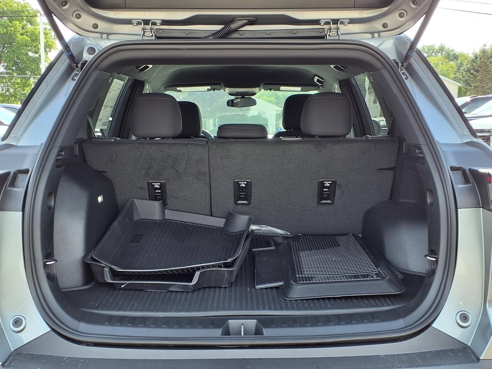 Thumbnail: 2026 Chevrolet Equinox - 9