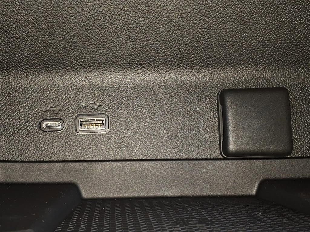 Thumbnail: 2026 Chevrolet Traverse - 22