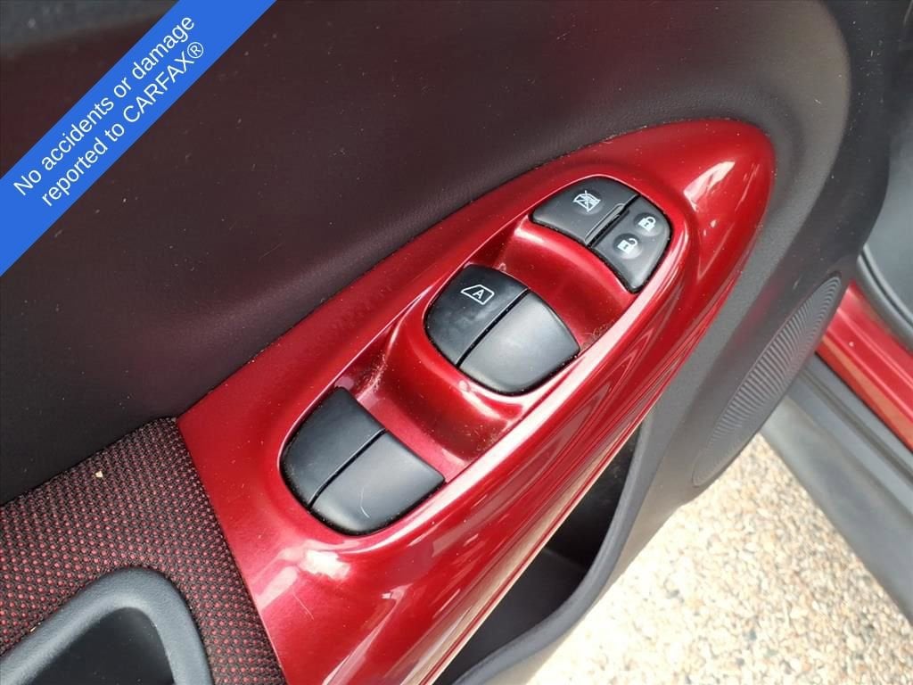 Thumbnail: 2012 Nissan Juke - 17