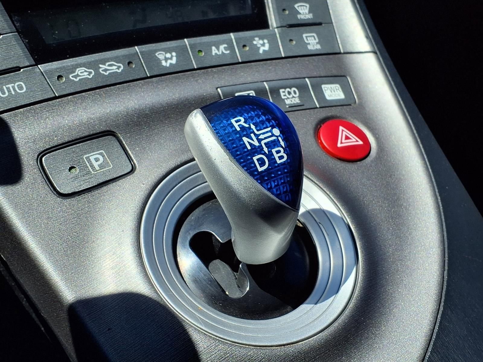 Thumbnail: 2013 Toyota Prius - 23