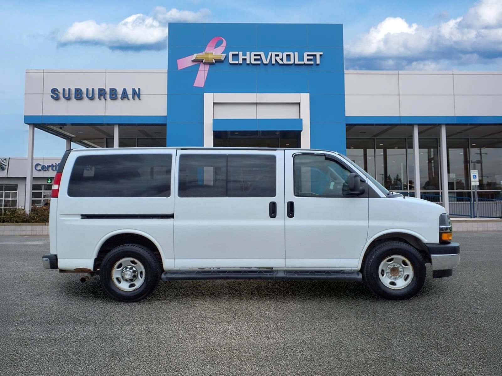 Thumbnail: 2017 Chevrolet Express - 4