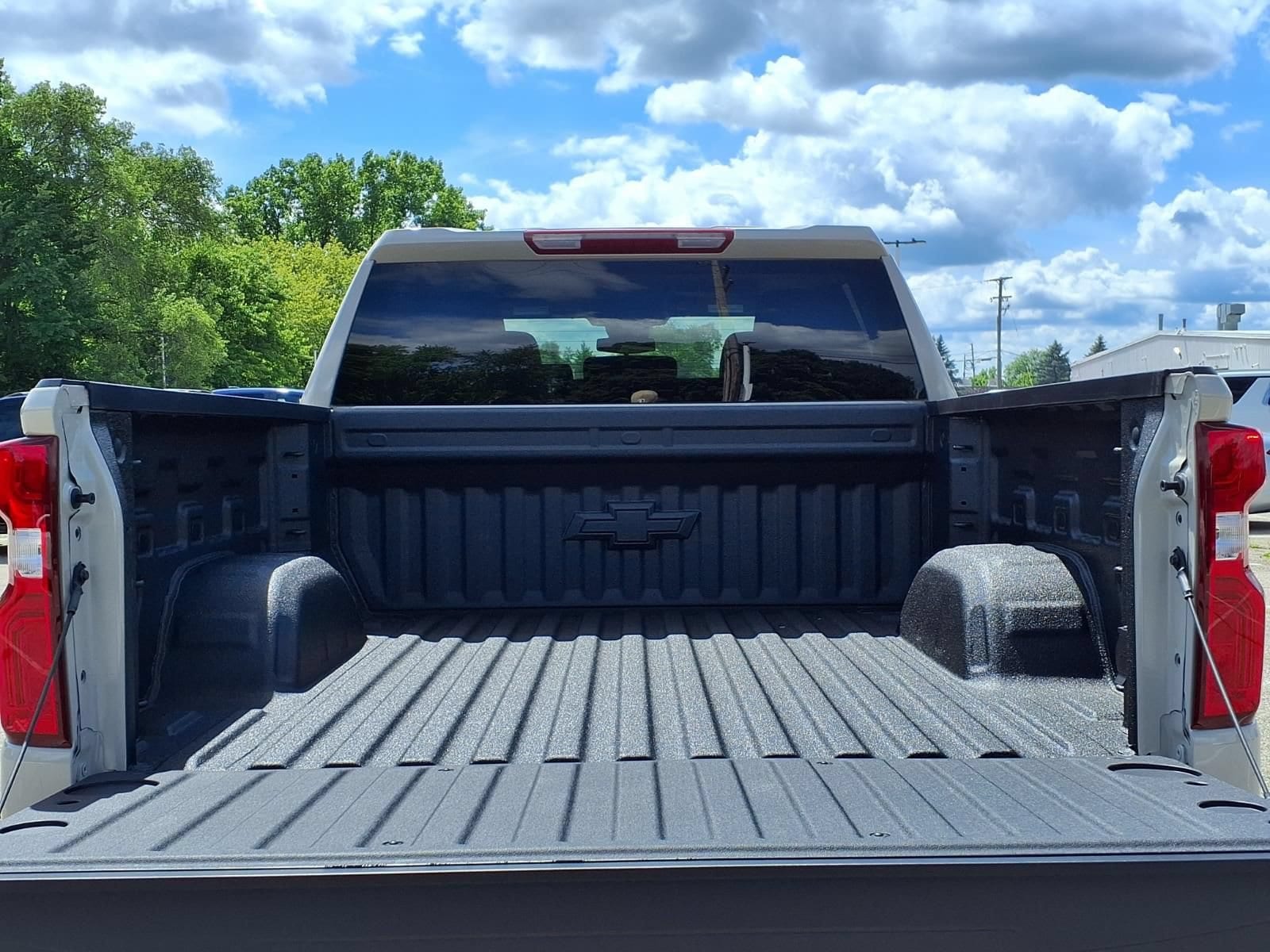 2026 Chevrolet Silverado 1500 RST - Photo 9