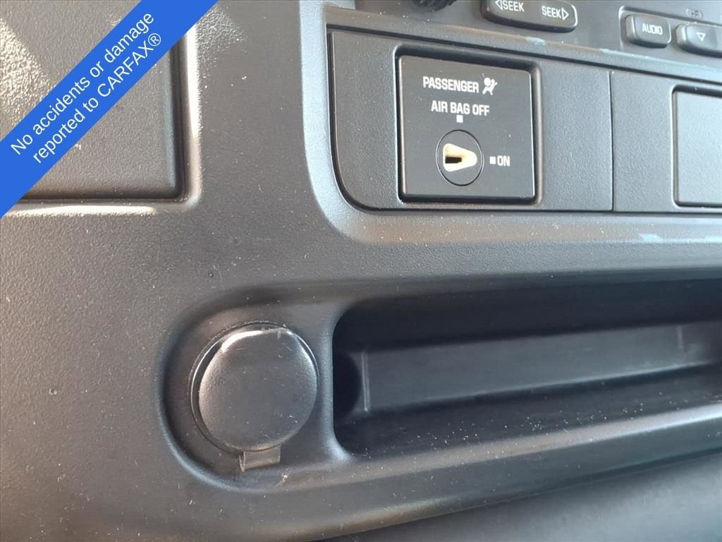 Thumbnail: 2007 Chevrolet Express - 28