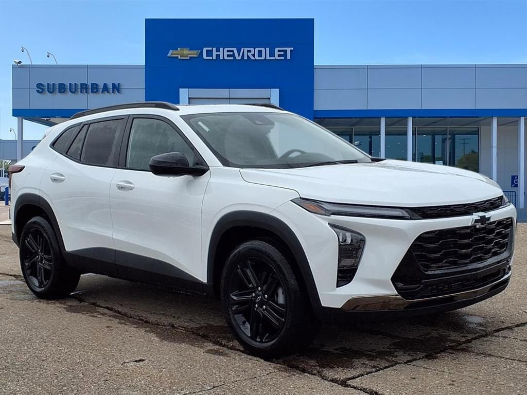 Thumbnail: 2026 Chevrolet Trax - 3