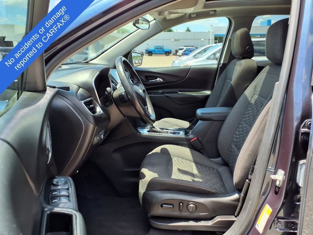 Thumbnail: 2018 Chevrolet Equinox - 18