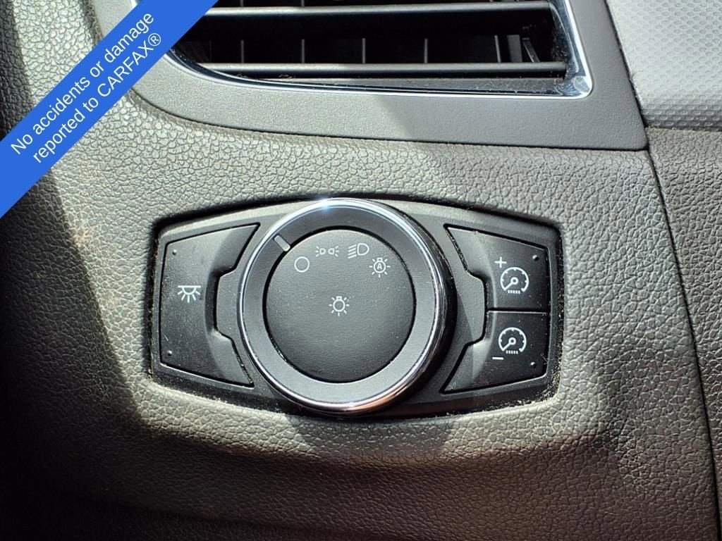 Thumbnail: 2011 Ford Edge - 29