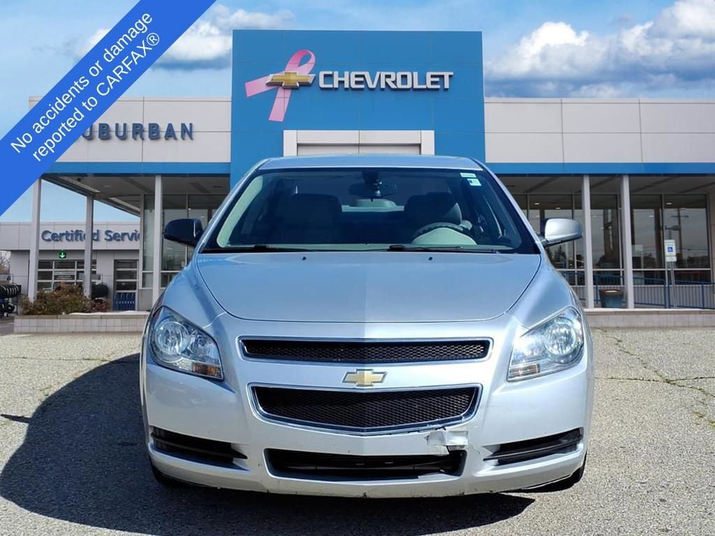Thumbnail: 2012 Chevrolet Malibu - 2
