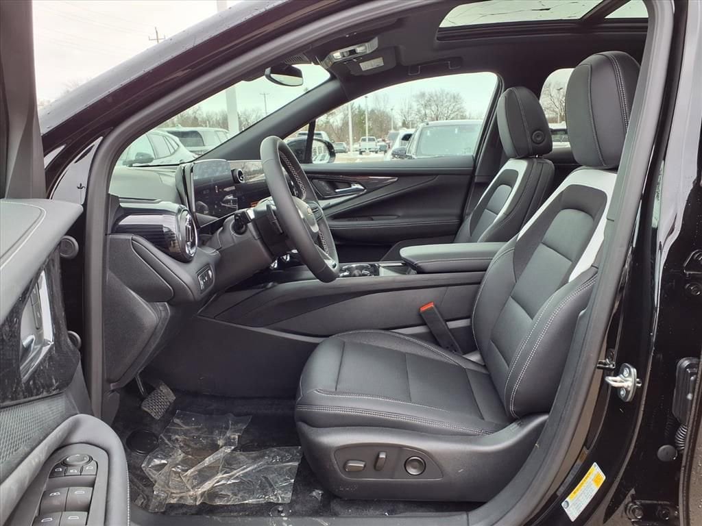 Thumbnail: 2026 Chevrolet Blazer EV - 14