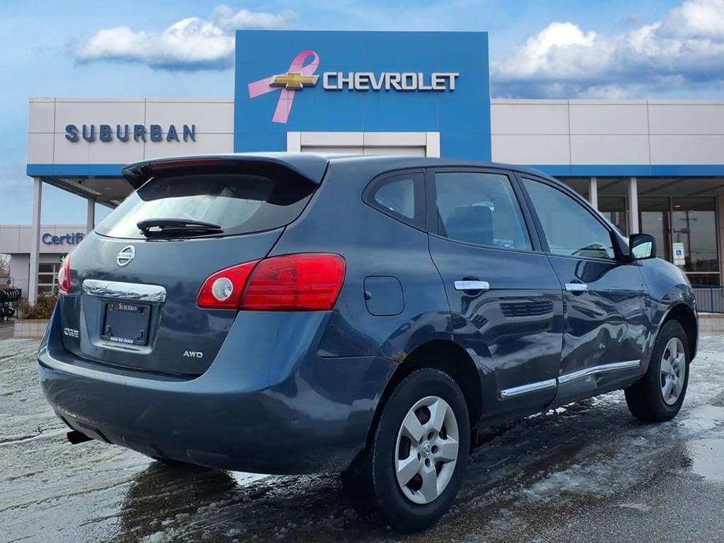 Thumbnail: 2012 Nissan Rogue - 4