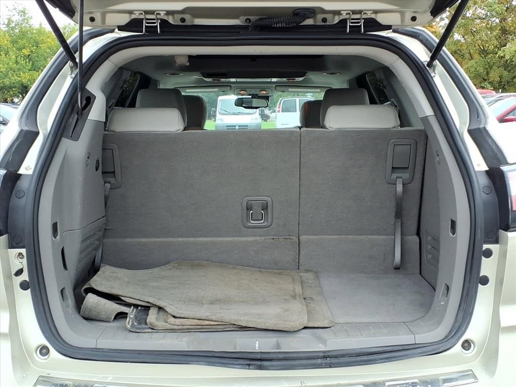 Thumbnail: 2014 Chevrolet Traverse - 9