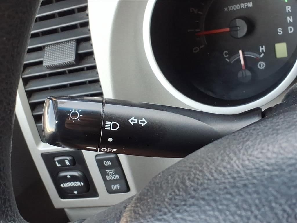 Thumbnail: 2008 Toyota Tundra - 22