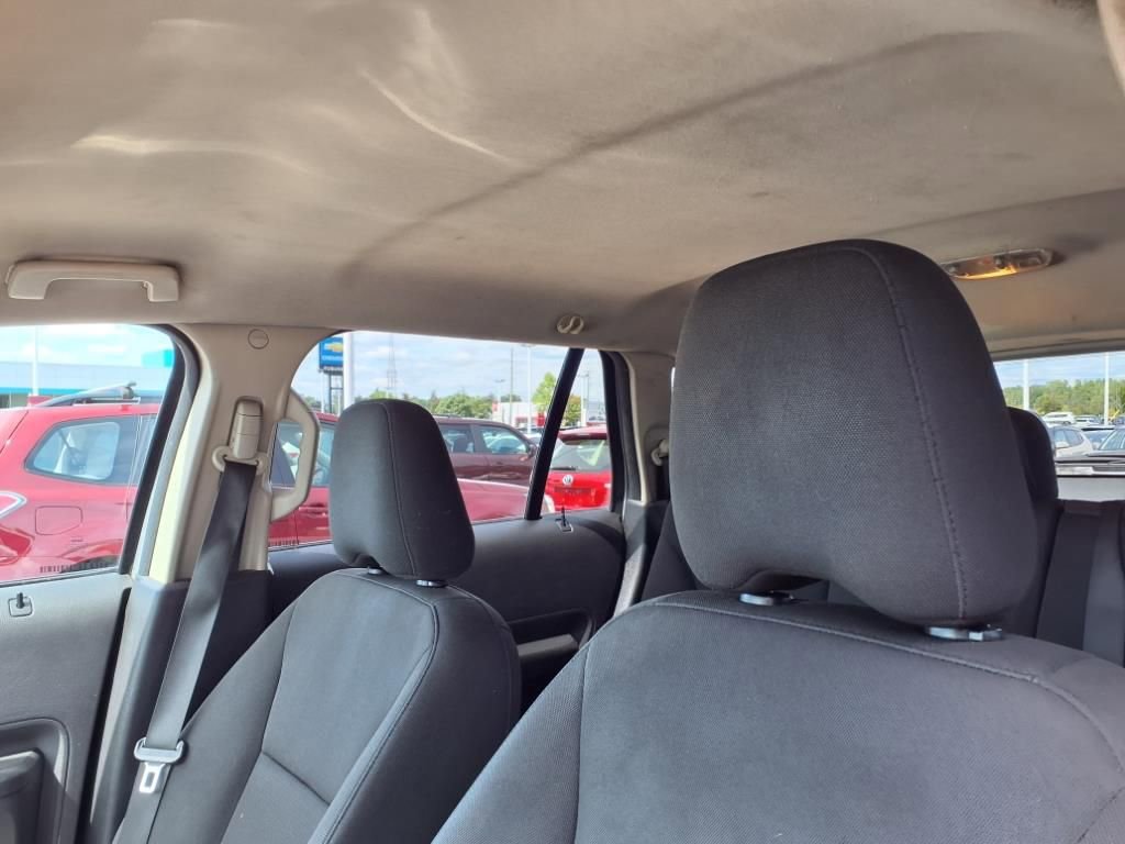 Thumbnail: 2010 Ford Edge - 18