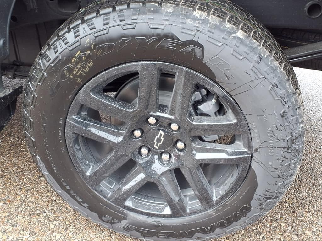 Thumbnail: 2026 Chevrolet Silverado 1500 - 7