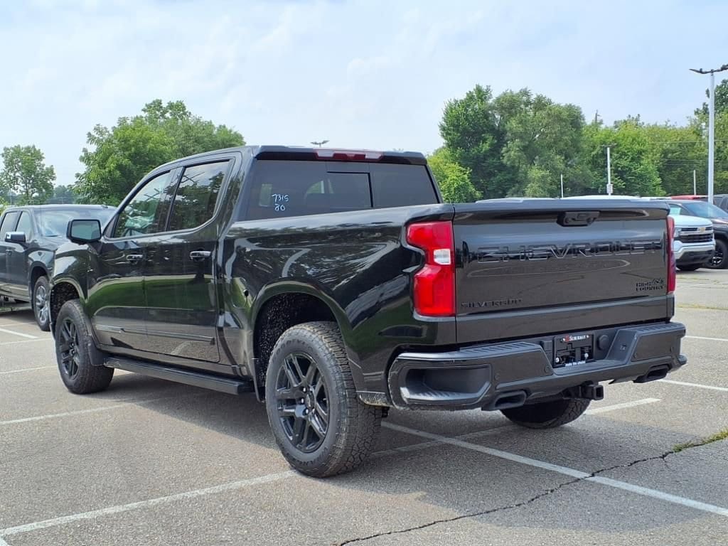 Thumbnail: 2025 Chevrolet Silverado 1500 - 6