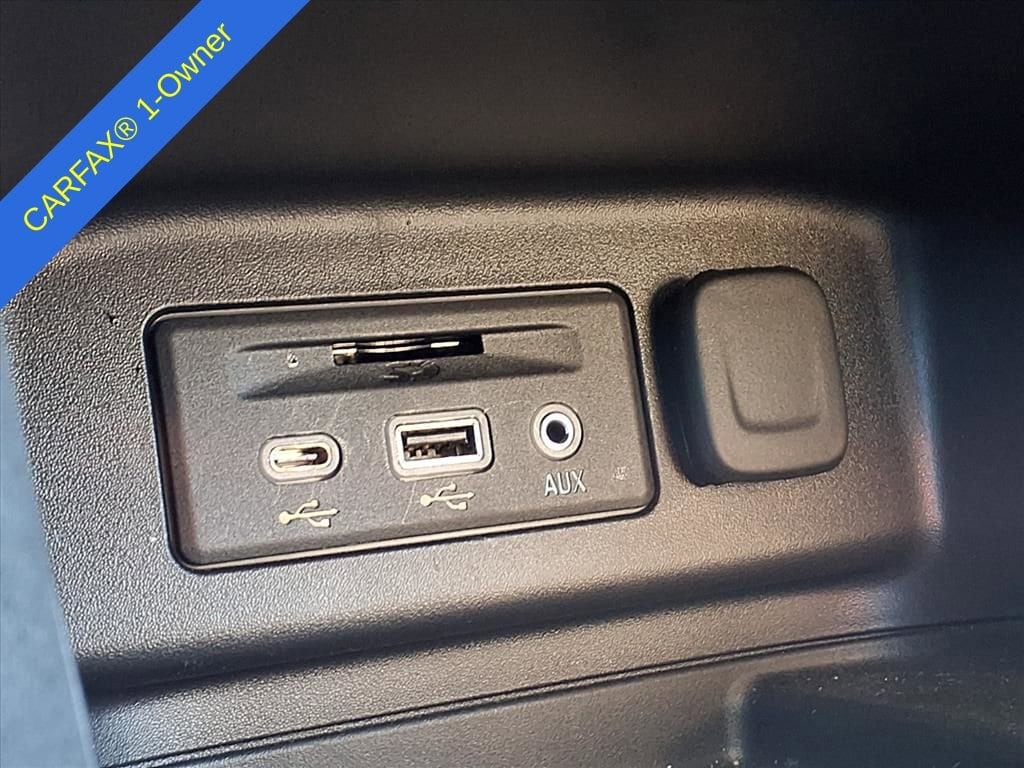 Thumbnail: 2023 Chevrolet Equinox - 26