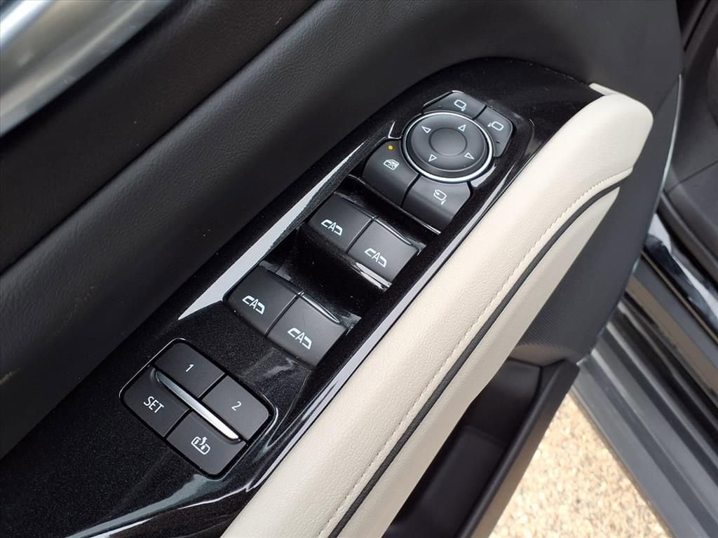 Thumbnail: 2024 Cadillac Escalade - 16