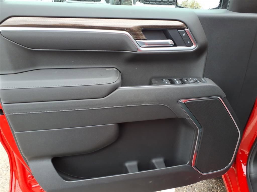 Thumbnail: 2026 Chevrolet Silverado 1500 - 11