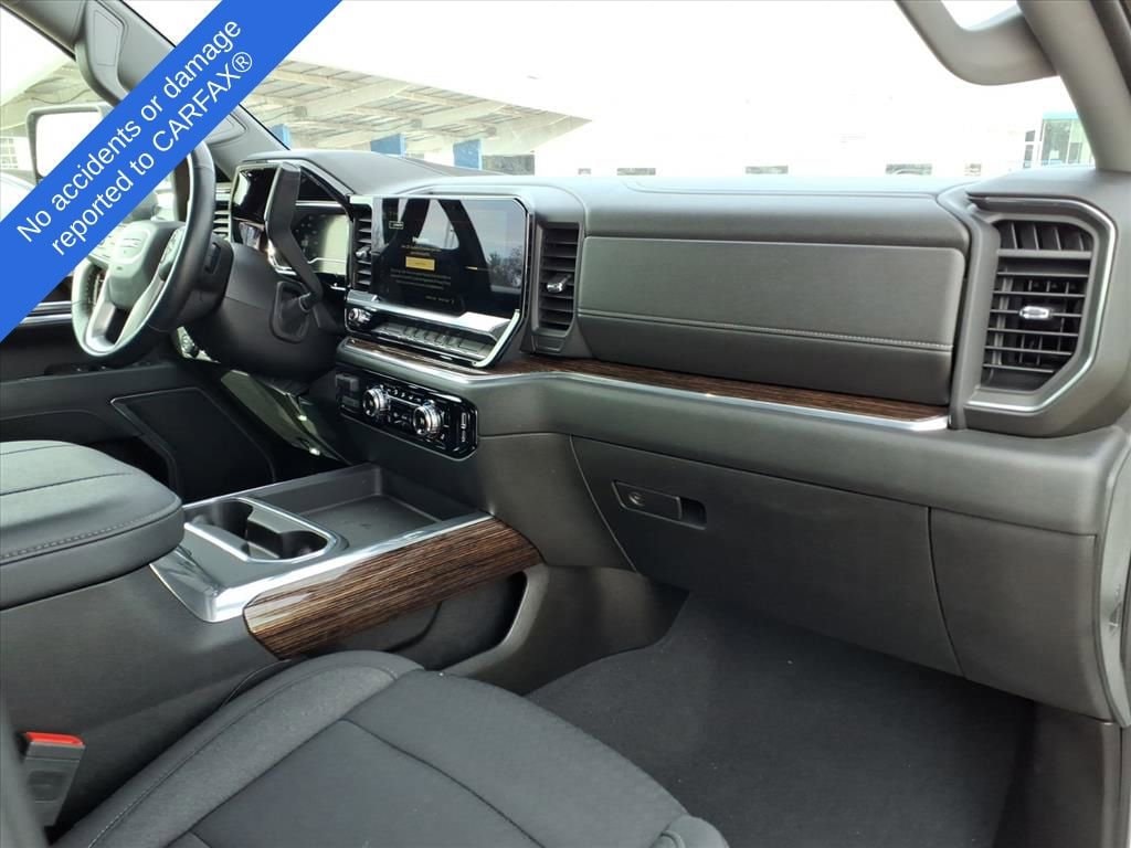 Thumbnail: 2024 GMC Sierra 3500 - 19