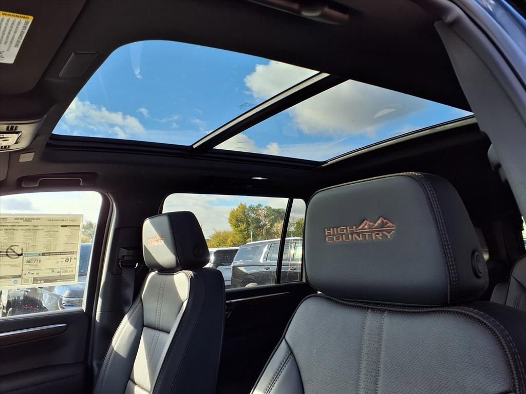 Thumbnail: 2026 Chevrolet Suburban - 16