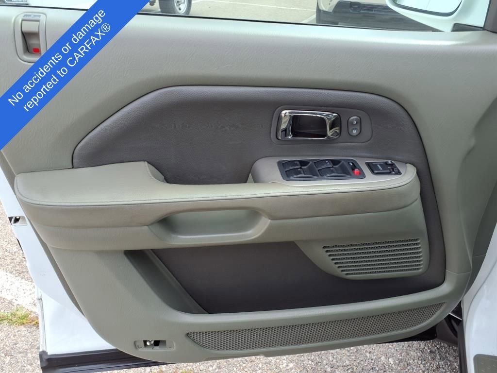 Thumbnail: 2006 Honda Pilot - 15