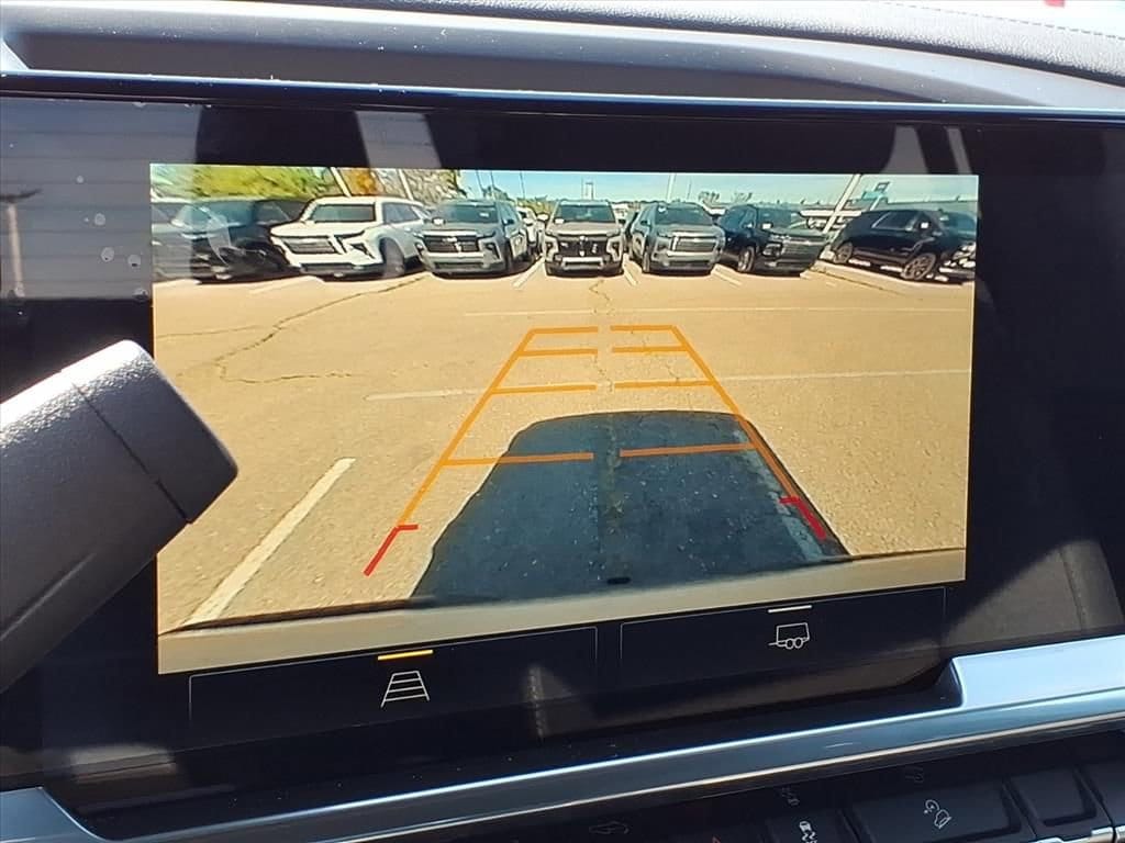 Thumbnail: 2026 Chevrolet Silverado 1500 - 19