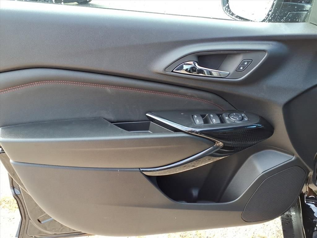 Thumbnail: 2026 Chevrolet Trax - 12