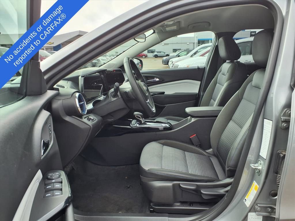 Thumbnail: 2025 Chevrolet Trax - 18