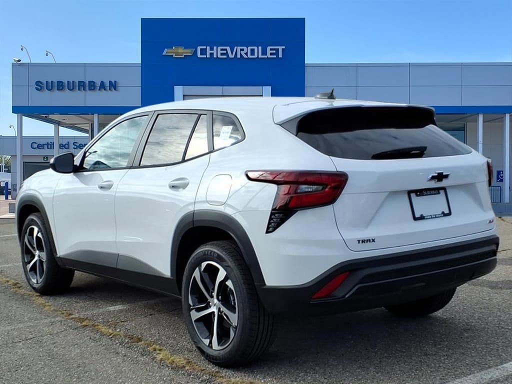 Thumbnail: 2026 Chevrolet Trax - 6