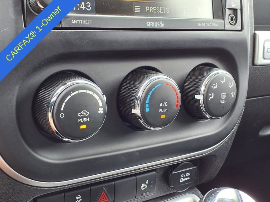 Thumbnail: 2015 Jeep Compass - 26