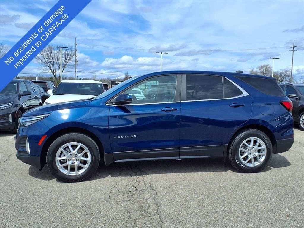 Thumbnail: 2022 Chevrolet Equinox - 9